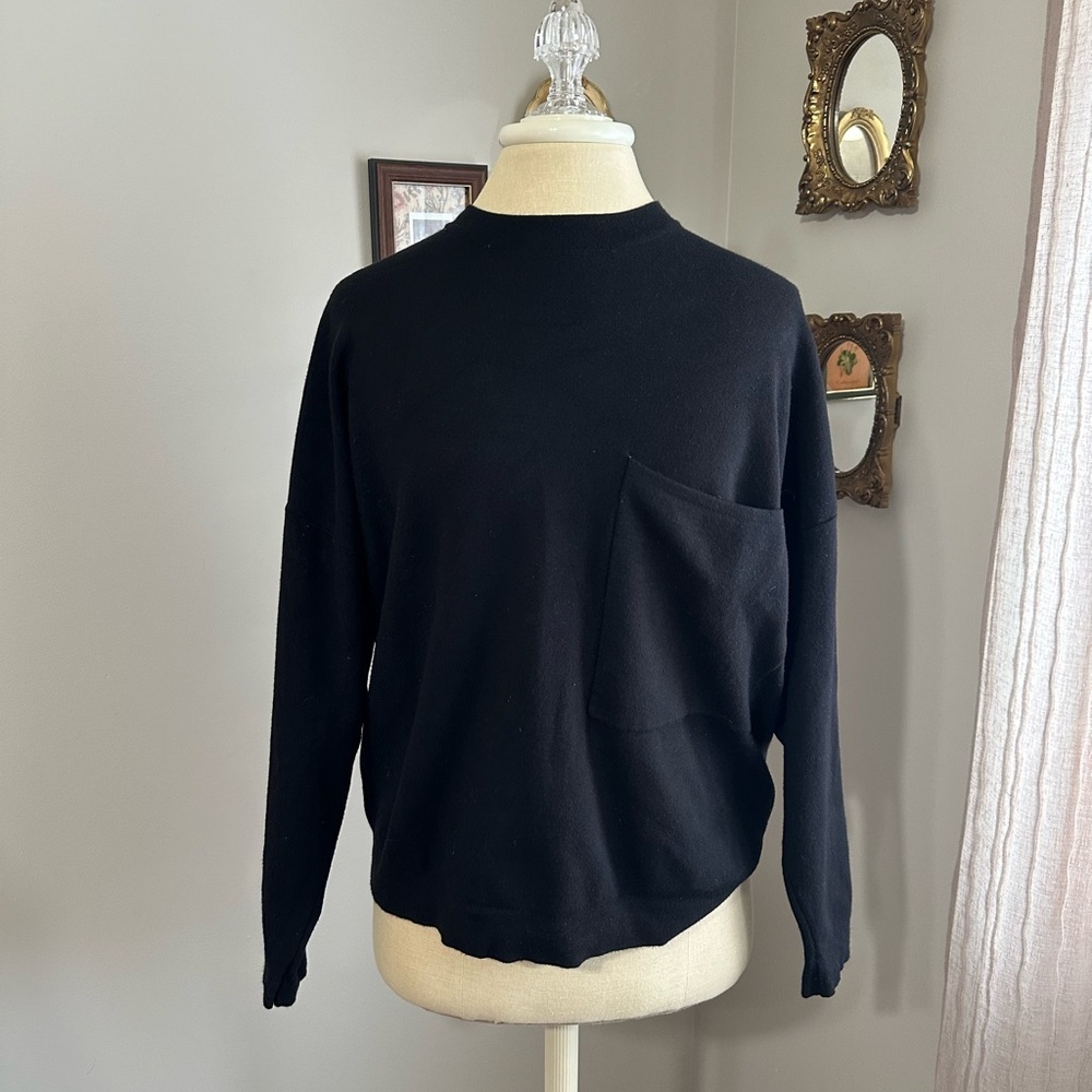 Zara Black Crew Neck Sweater with Oversized Pocket